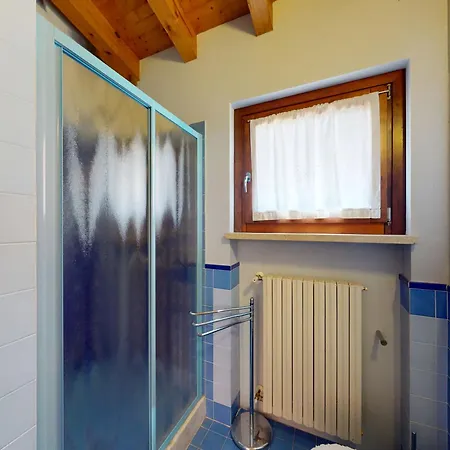 Paradiso By Bookinggardalake Villa *