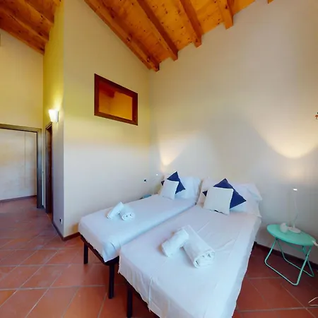Paradiso By Bookinggardalake Villa